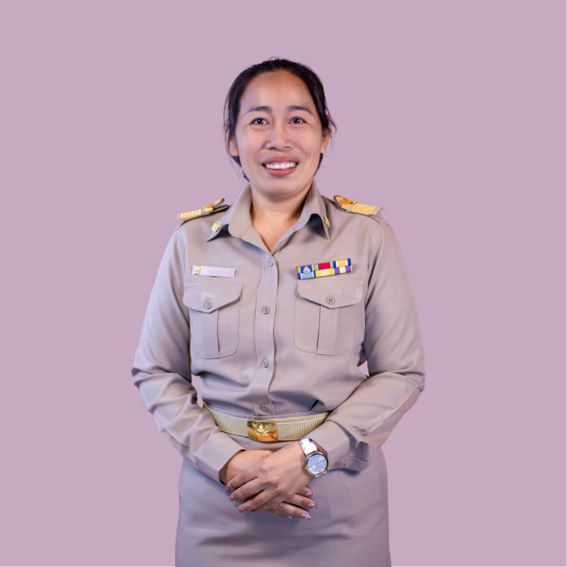 นางวรวรรณ ยินดี