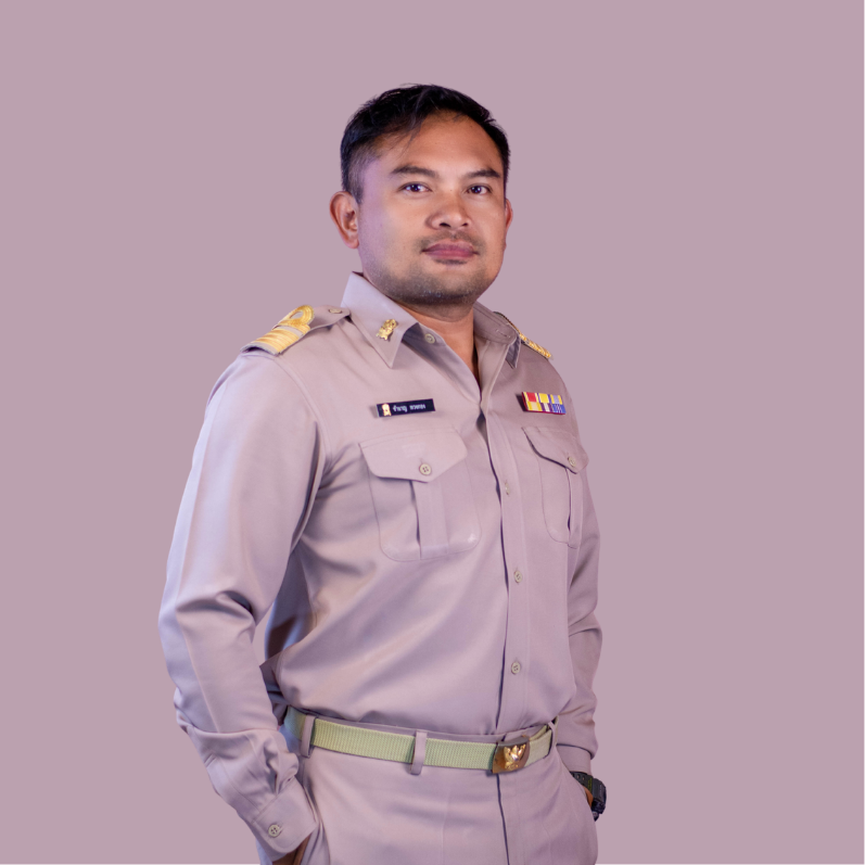นายชำนาญ พวงทอง