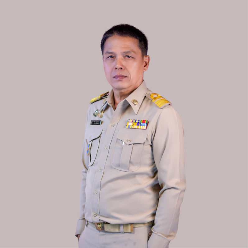 นายรัชพล ครุฑหลวง